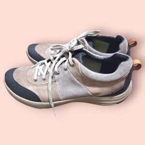 Clarks Tan Sneakers
